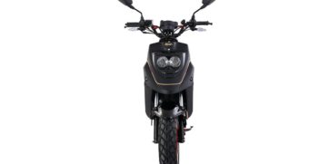 scooter-legend-r-naked-50cc-gold-edition-limitee-06