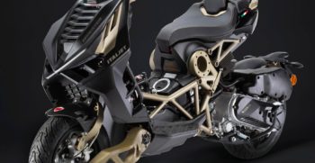 italjet-dragster-125cc-black-gold-3-4